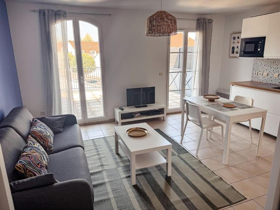 Studio Cosy Proche De Disney Magny-le-Hongre Exterior foto